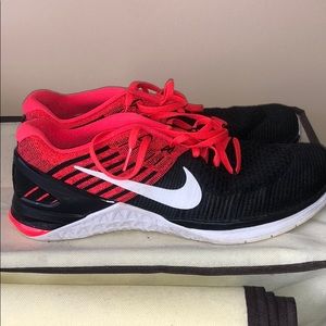 Nike metcon lifting shoes